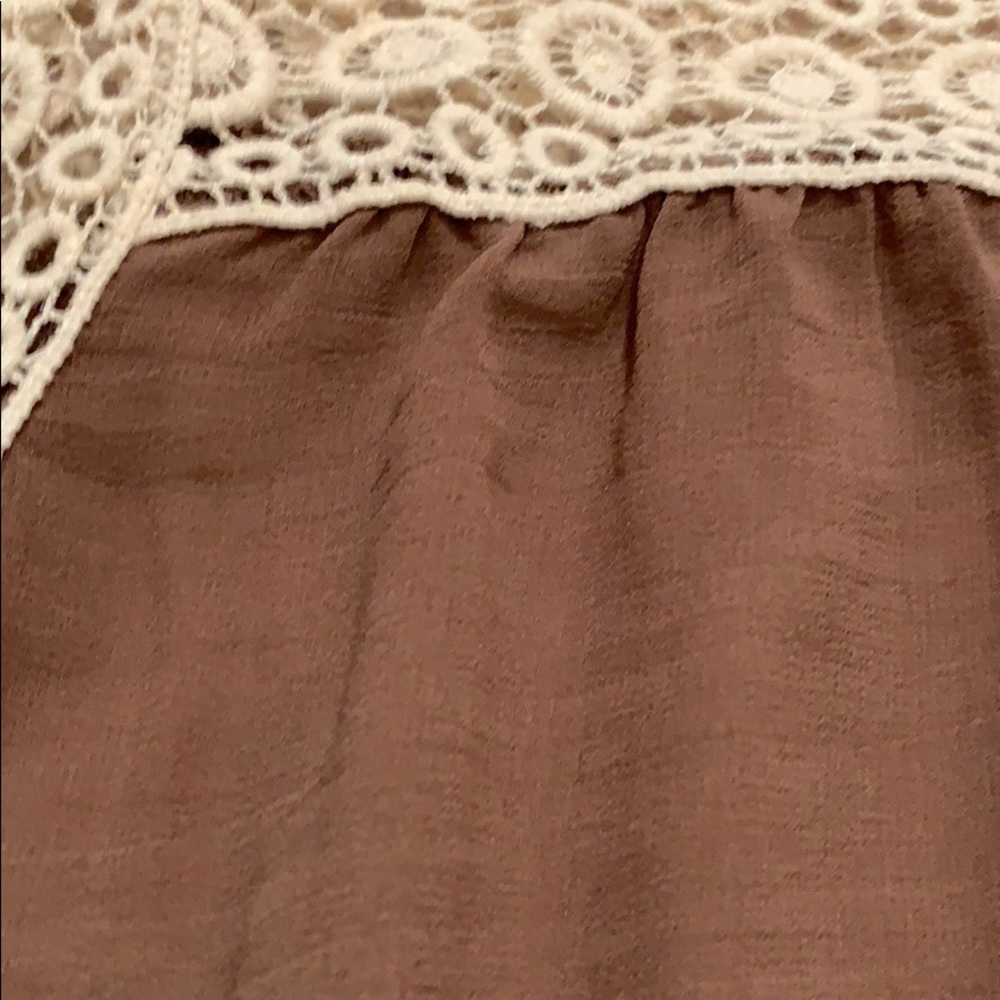 Lace Flowy Top - Picture 2 of 3